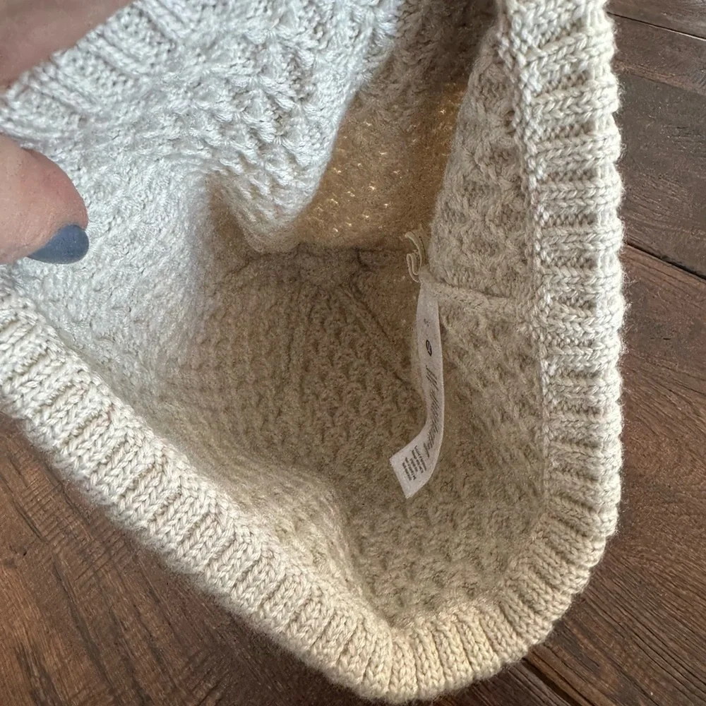 Lululemon Cozy Cream Knit Pom-Pom Toboggan Beanie - Picture 6 of 9